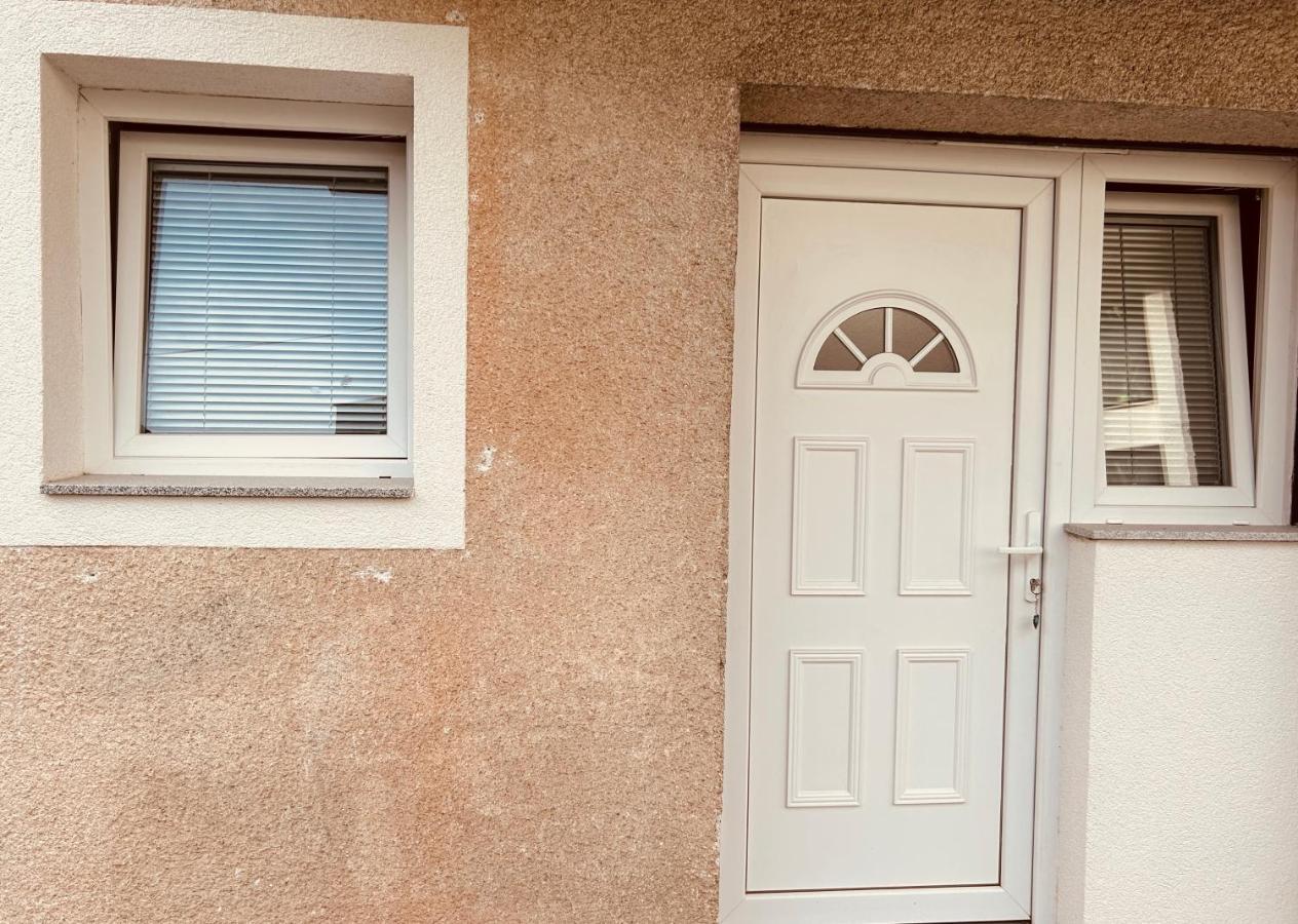 Apartment In Time Sesvete Exterior photo